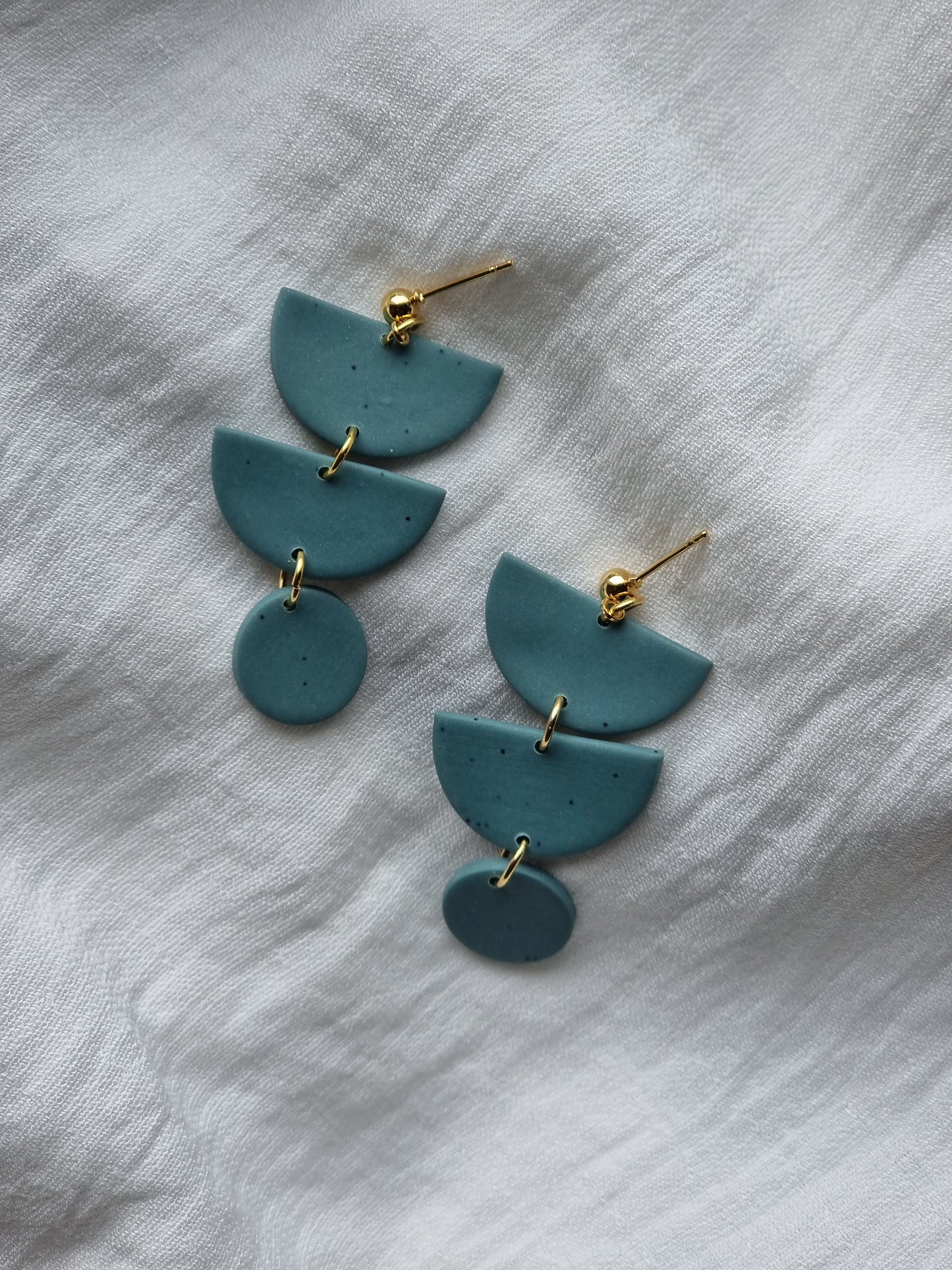 Half circle dangles| can be switched for silver and fish hooks