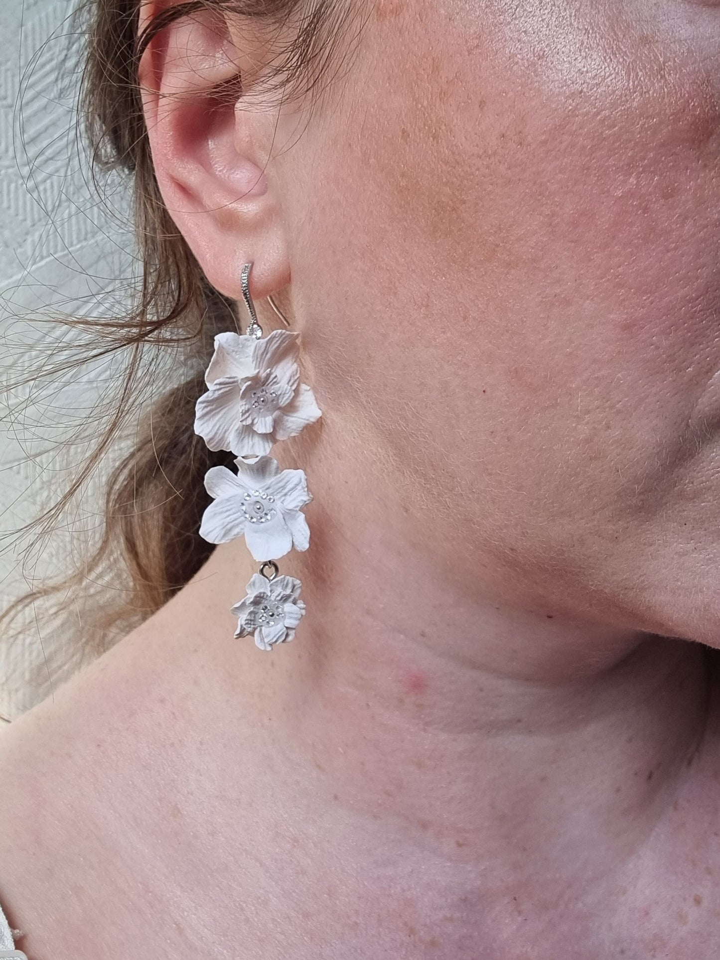 White Floral Bridal earrings