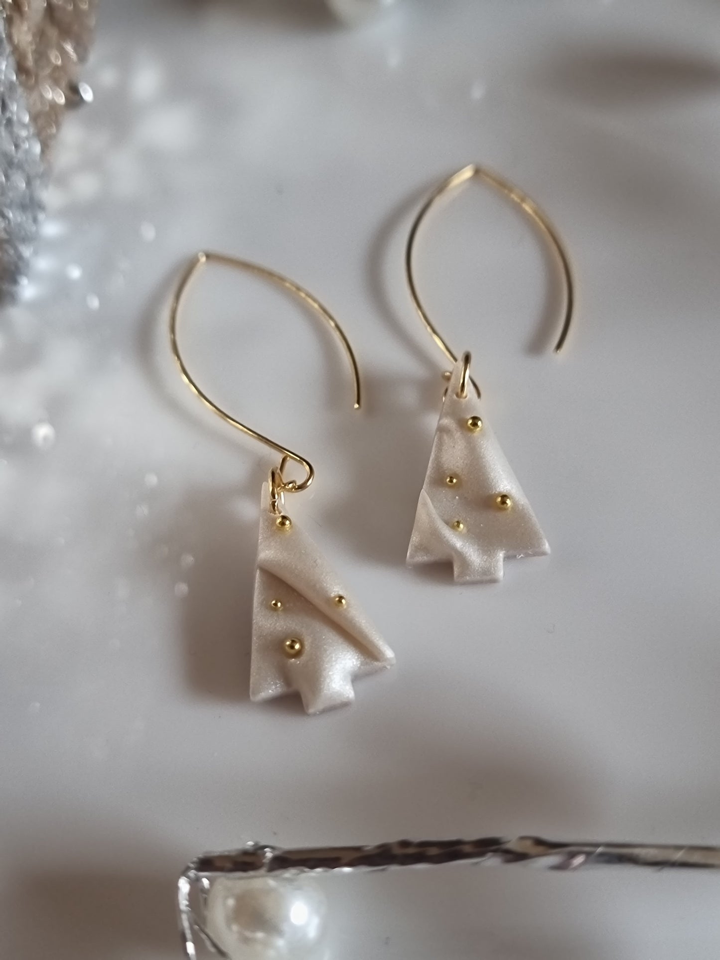 Draped pearl tree dangles