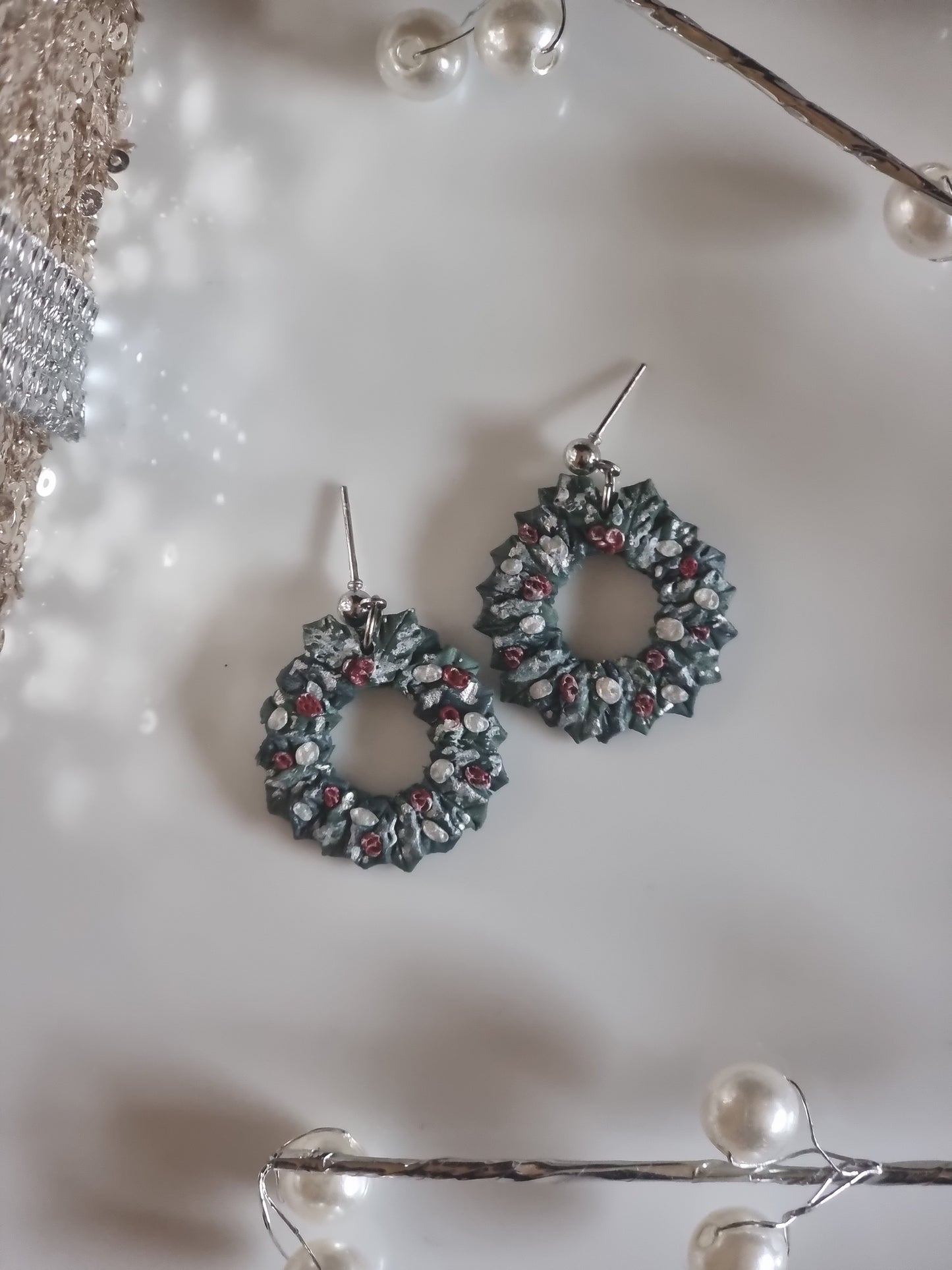 Wreath dangles