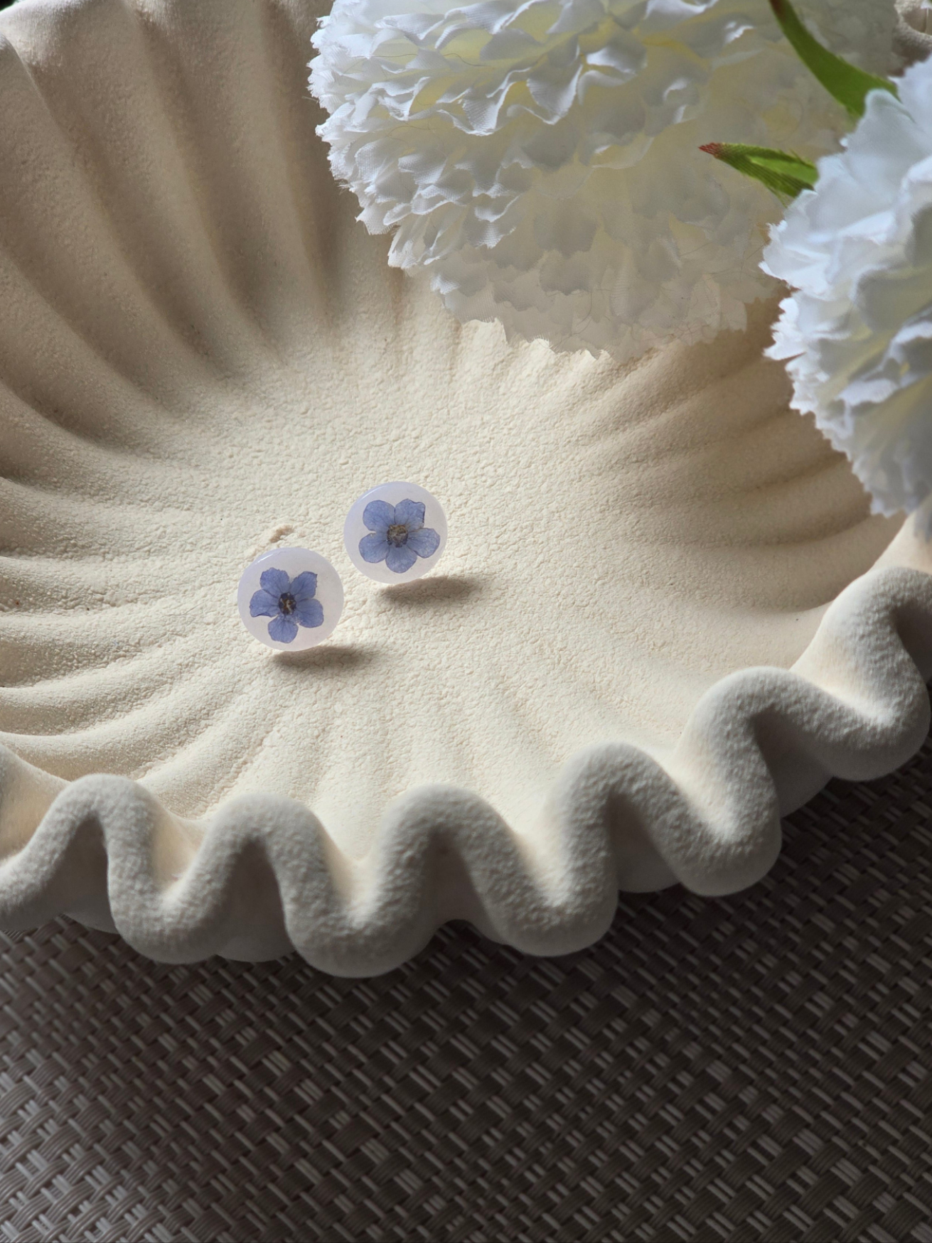 Forget-me-not earrings| can be switched for silver/fish hook