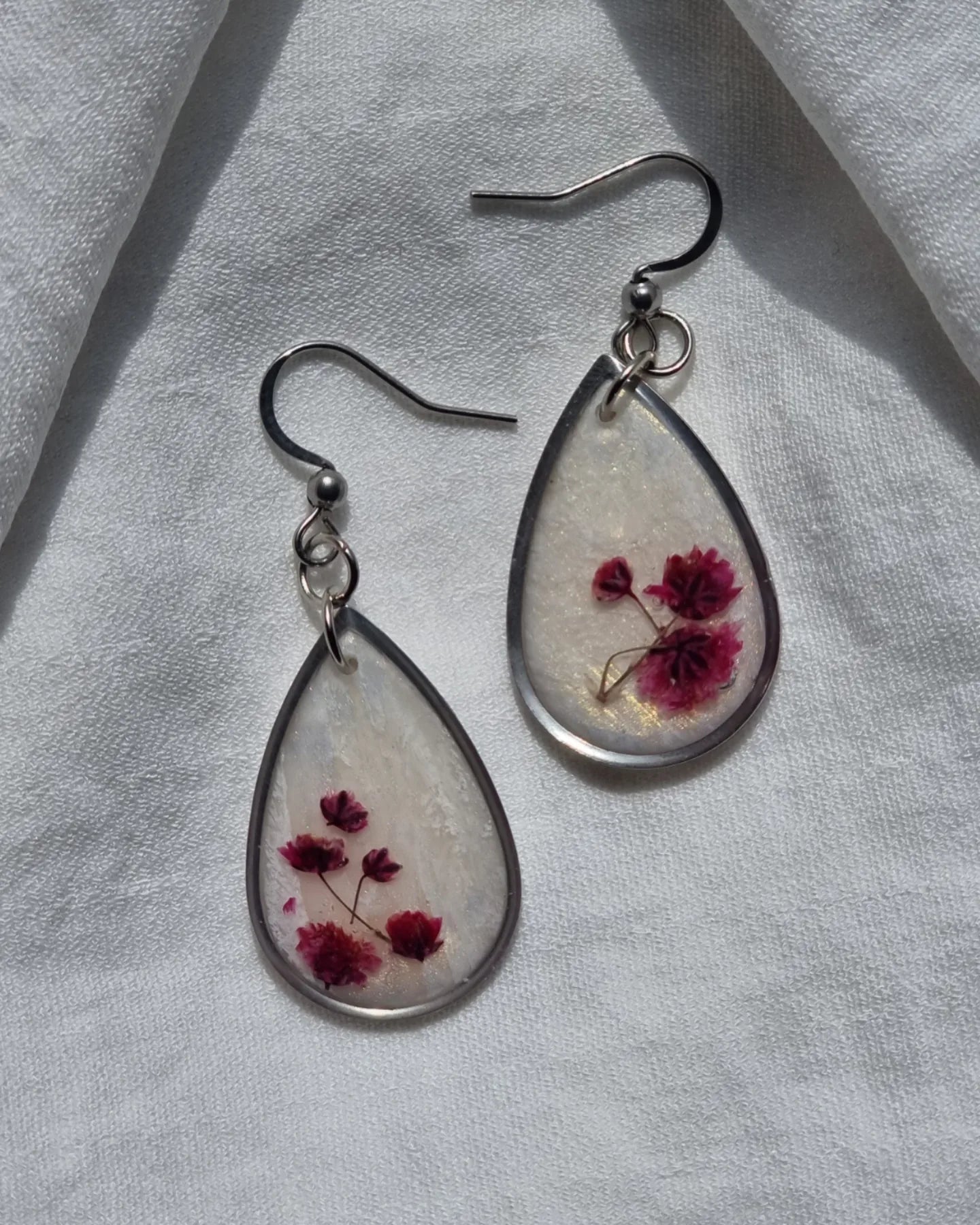 Red flower marble dangles