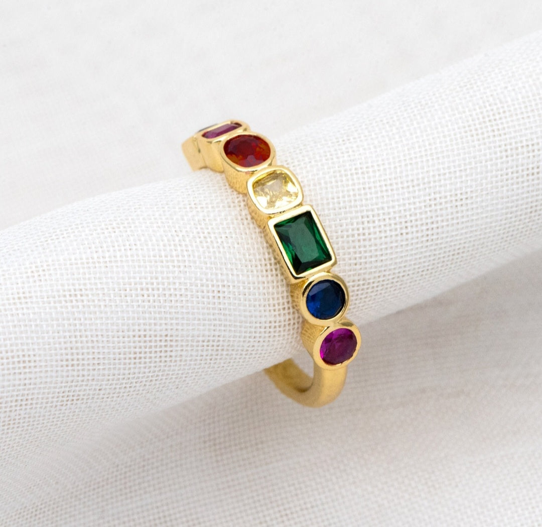 Coloured cz adjustable ring
