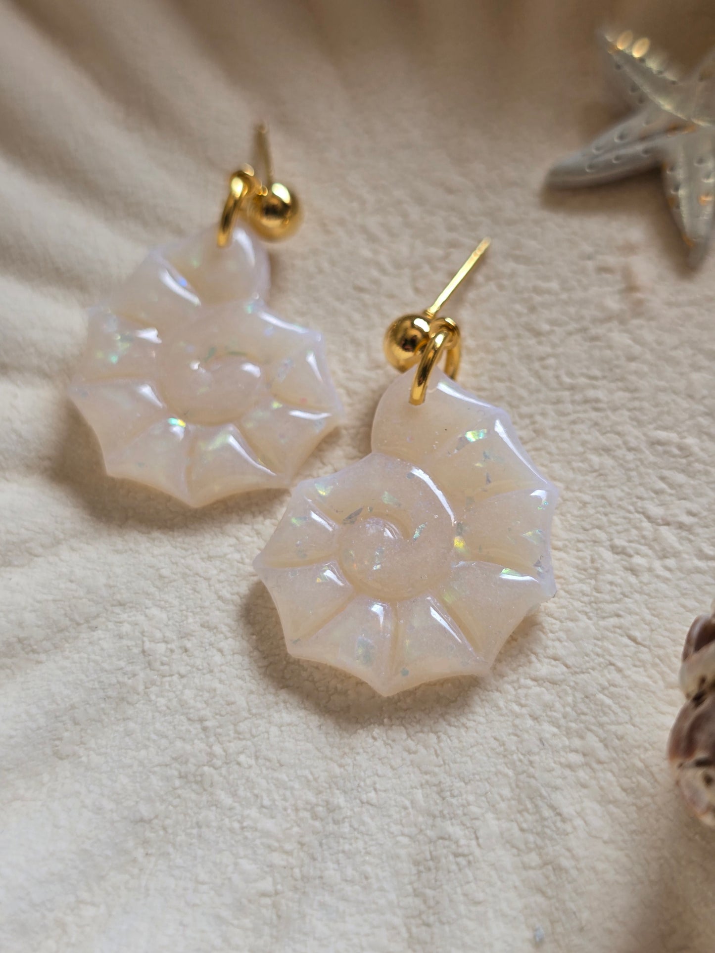 Opal shell dangles| can be switched for silver and/or fish hook