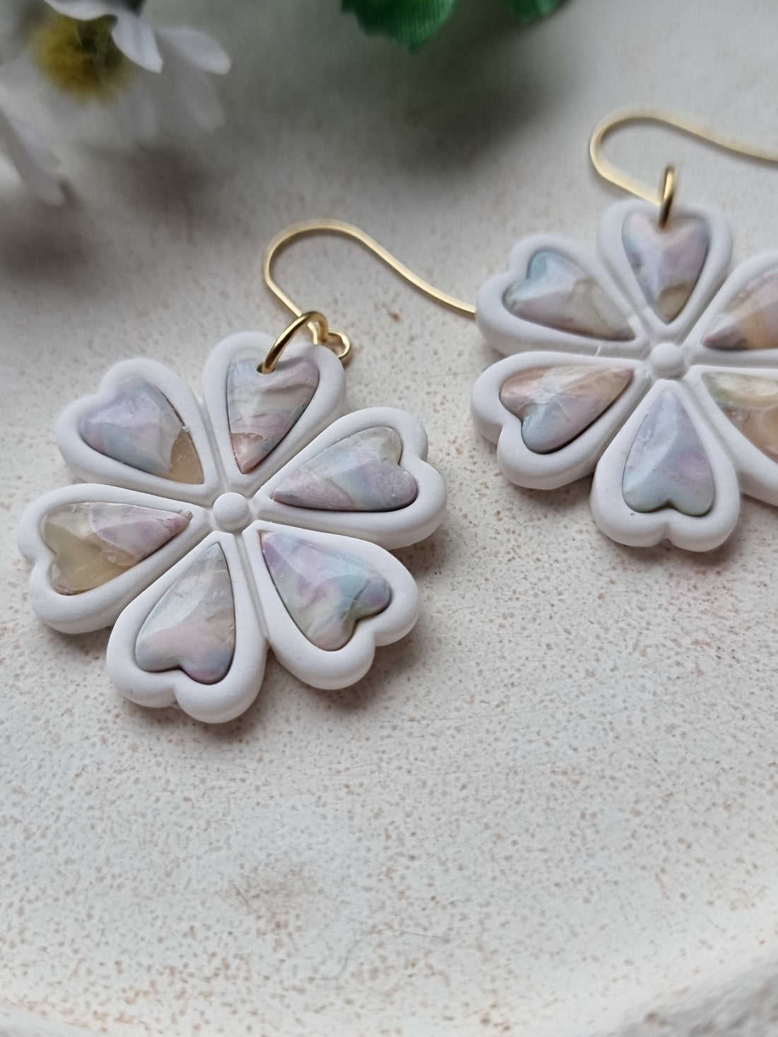 Crafted Comfort: Discover the benefits of handmade clay jewellery for your ears