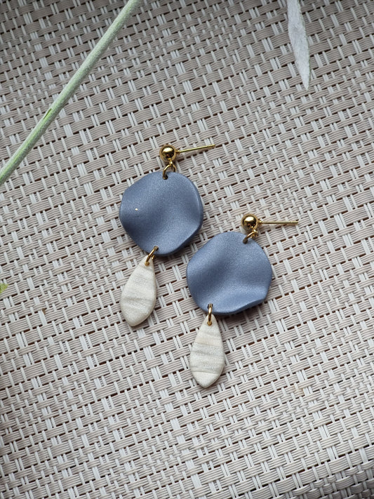 Blue pearl drops| can be switched for silver and fish hooks