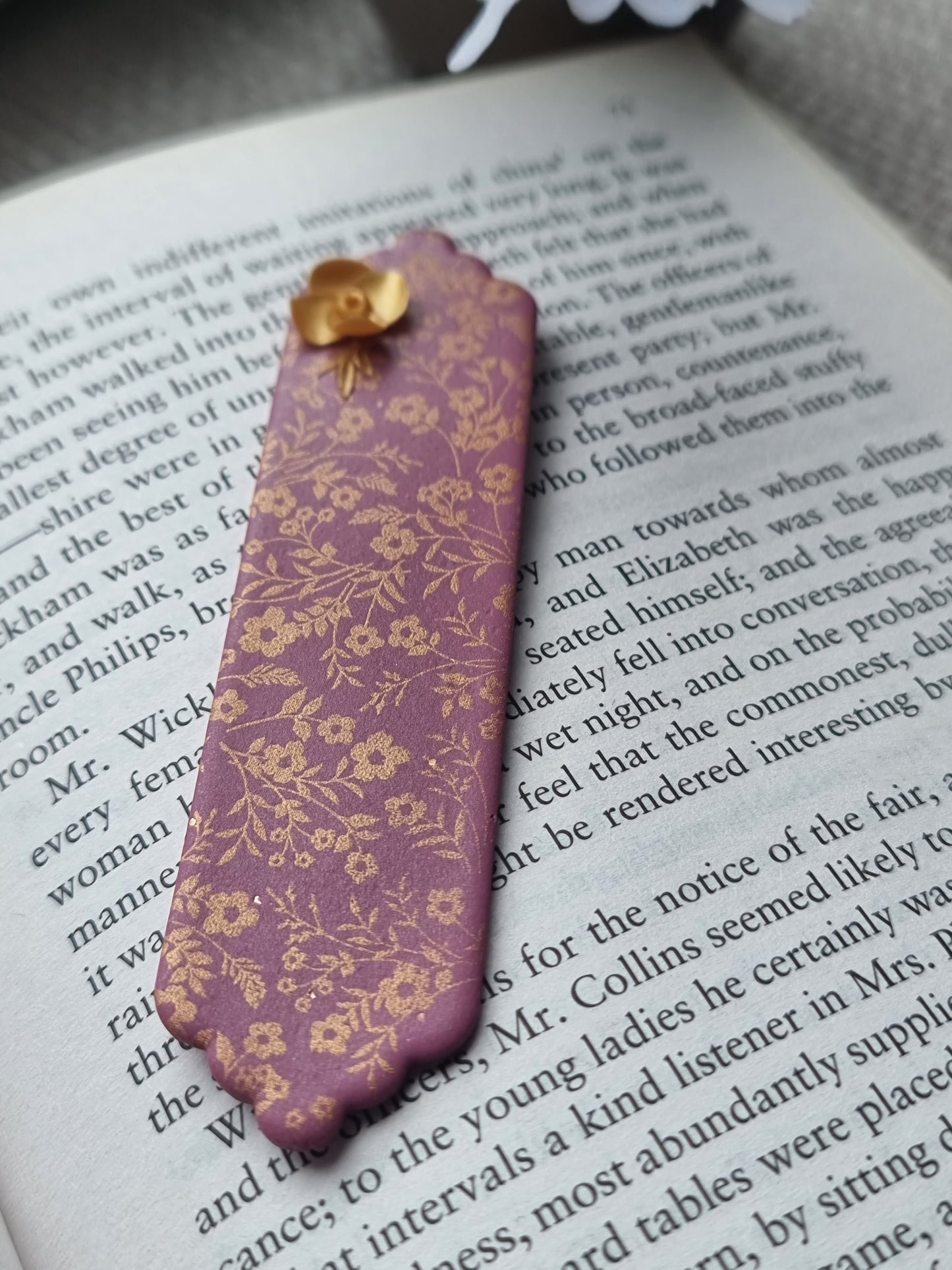 Floral print bookmark