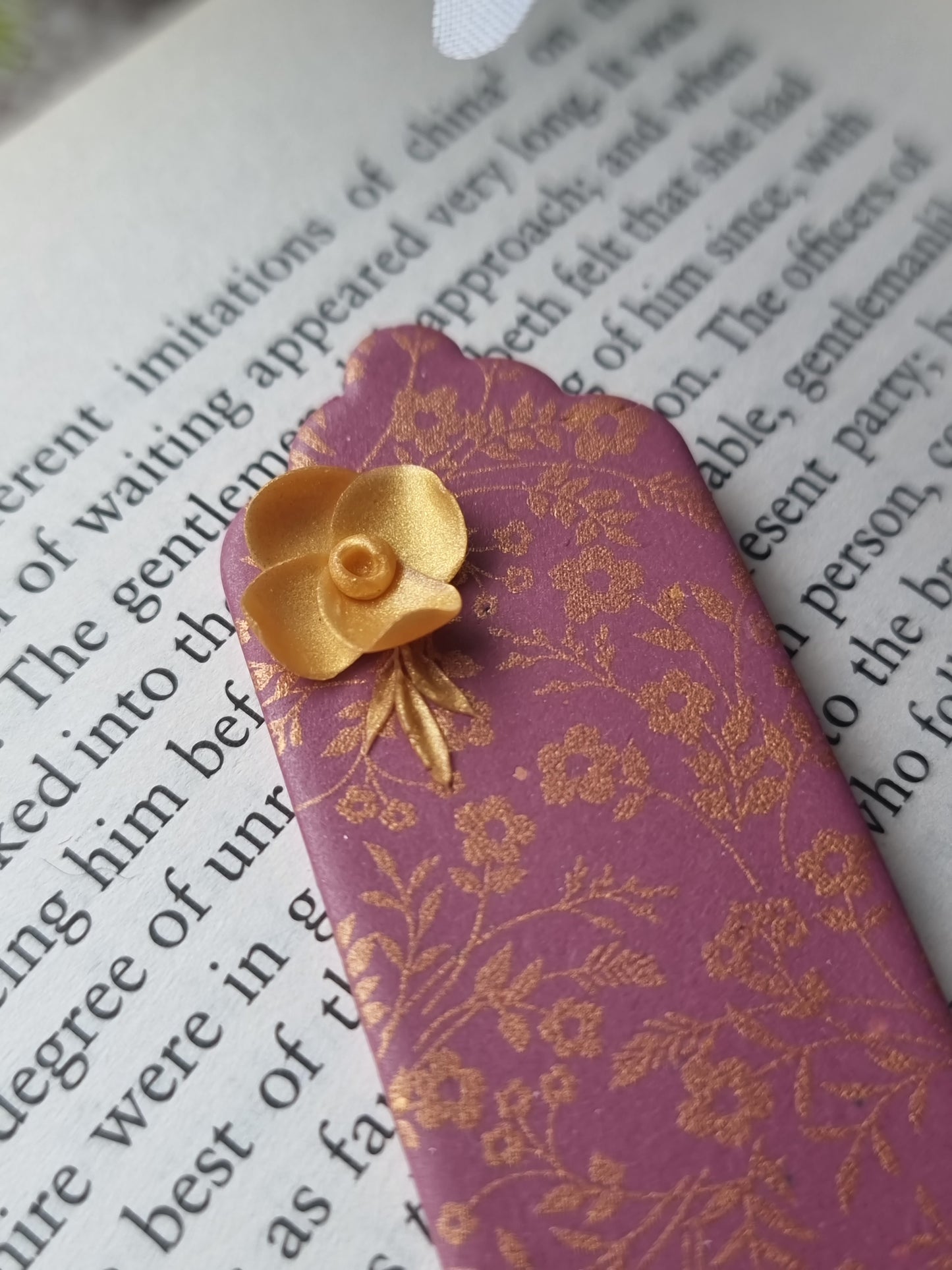 Floral print bookmark