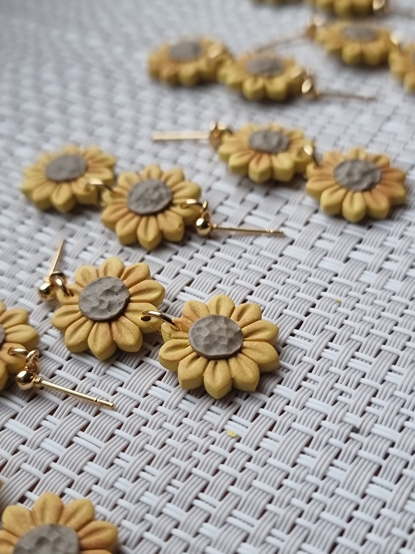 Sunflower dangles| Can be switched for silver and fish hooks