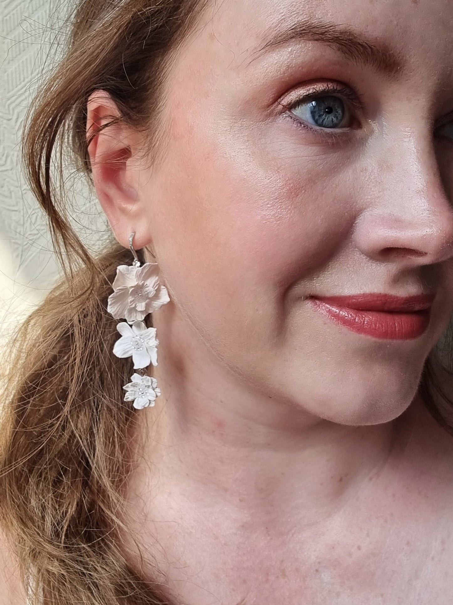 White Flora Bridal earrings