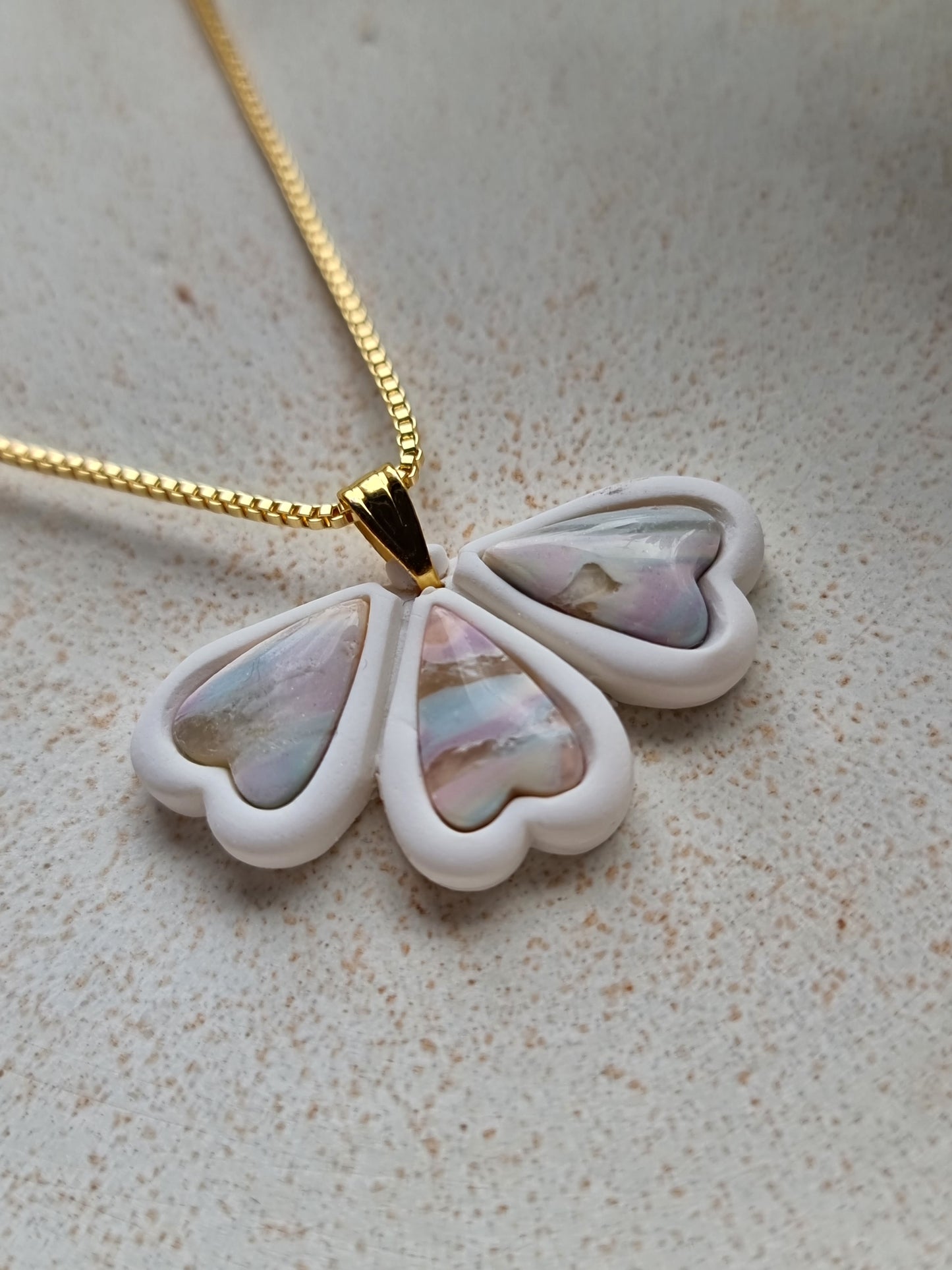 Flower marble necklace