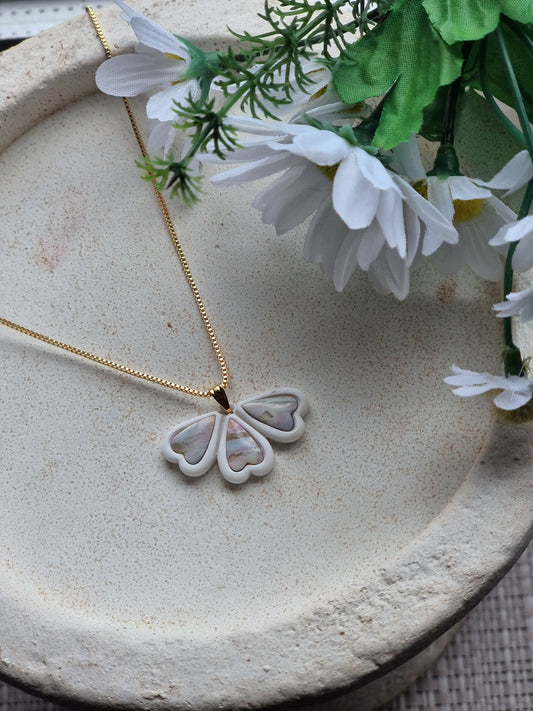 Flower marble necklace