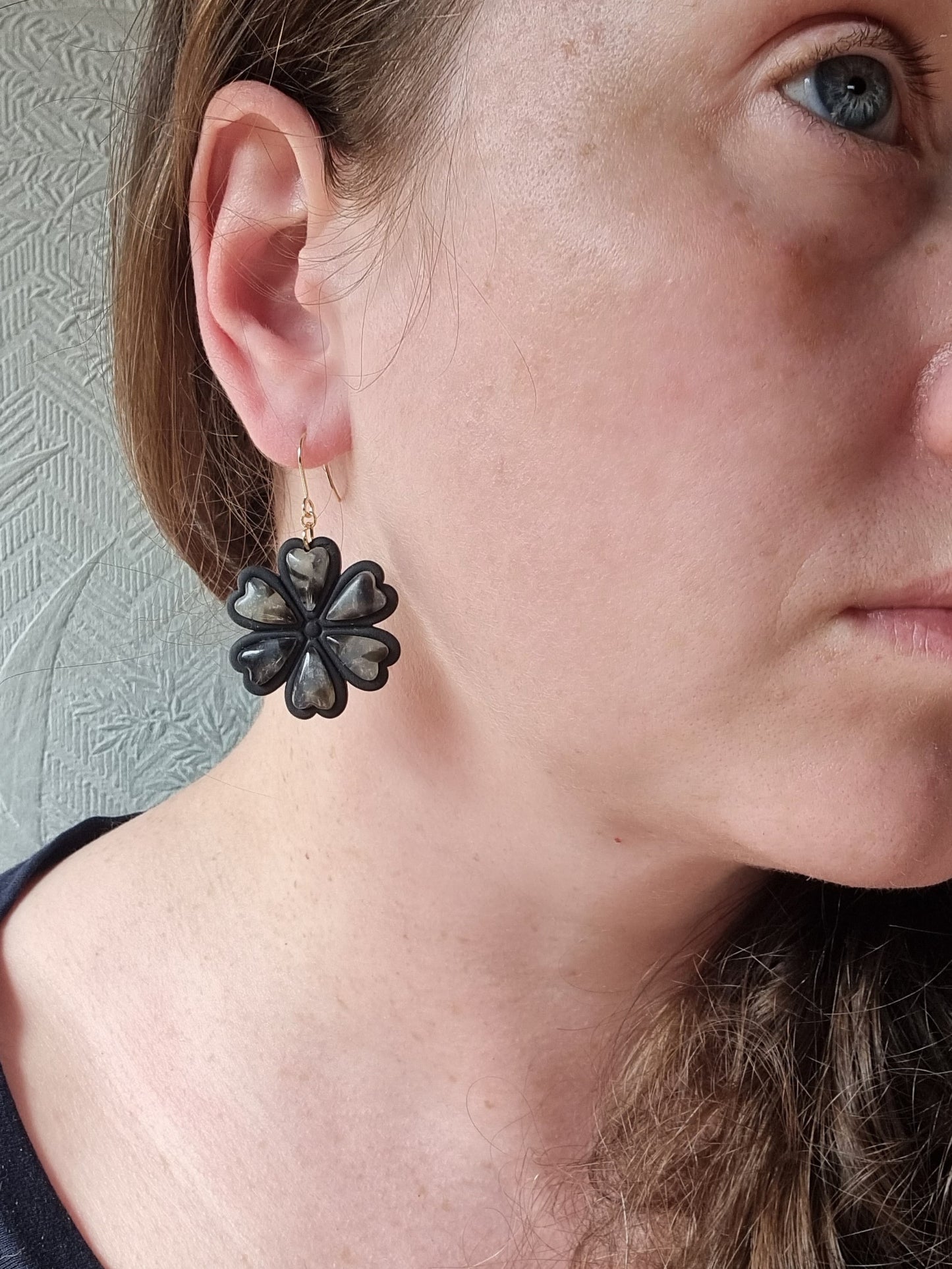 Tortoise shell flower dangles