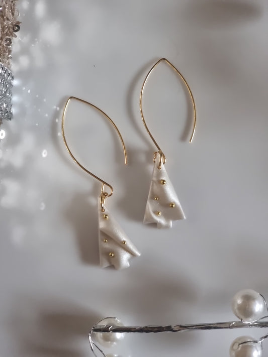 Draped pearl tree dangles