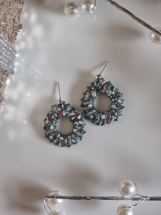 Wreath dangles