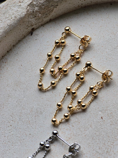 Chain dangles
