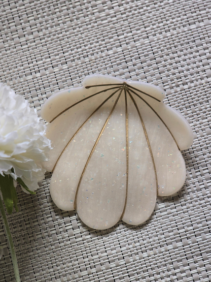 Shell trinket dish