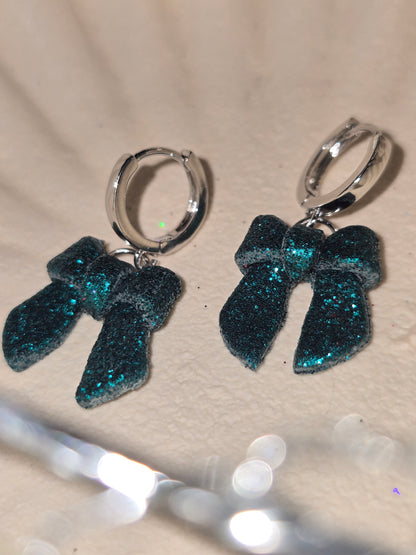 Glitter bow huggies| green