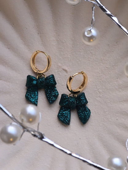 Glitter bow huggies| green