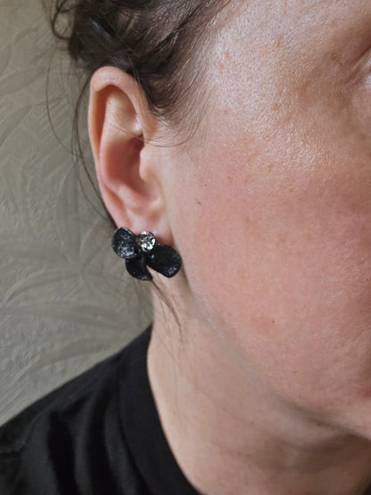 Glitter flower studs