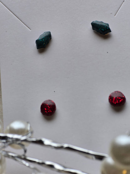 Holly/Berry stud pack