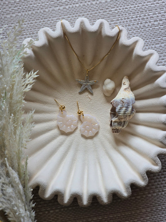 Opal shell dangles| can be switched for silver and/or fish hook