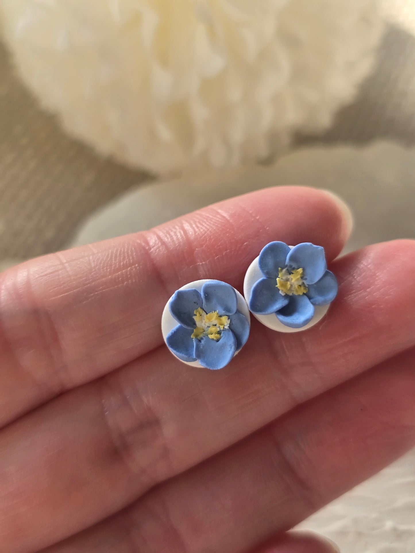 Forget-me-not studs