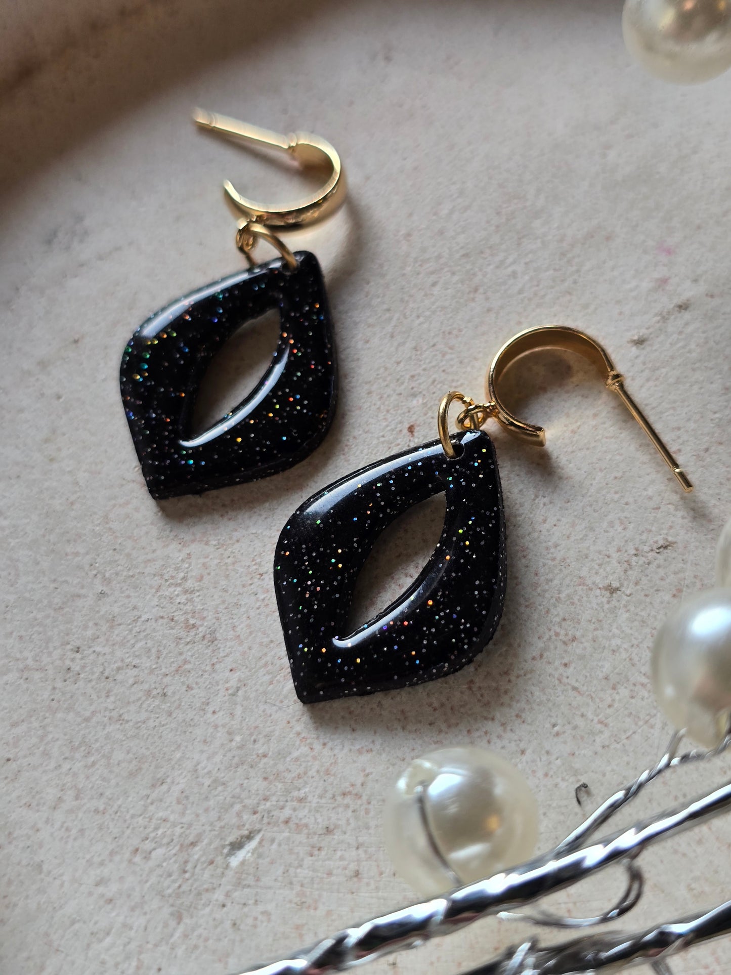 Black glitter huggies|can be switched for silver