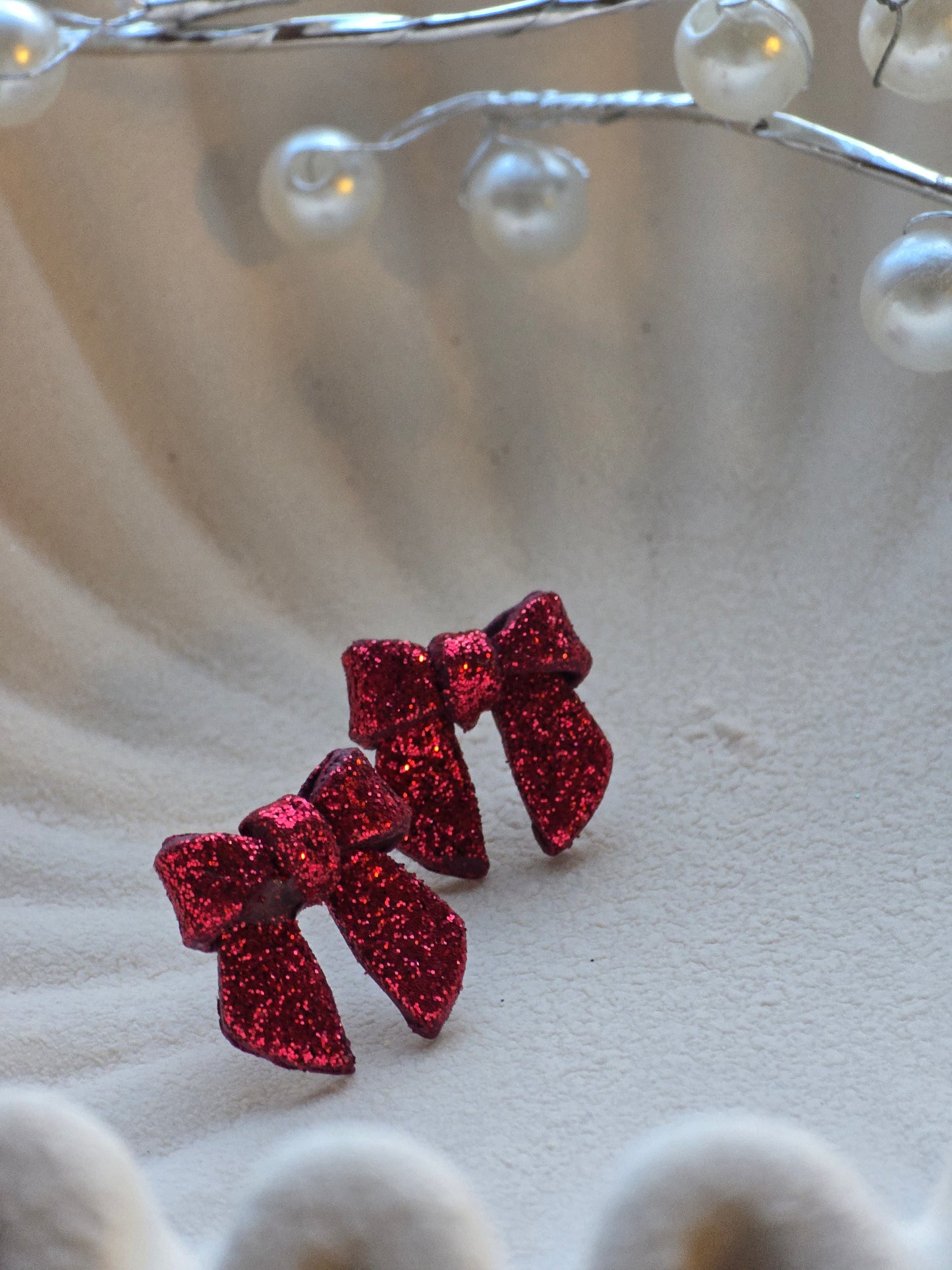 Glitter bow studs