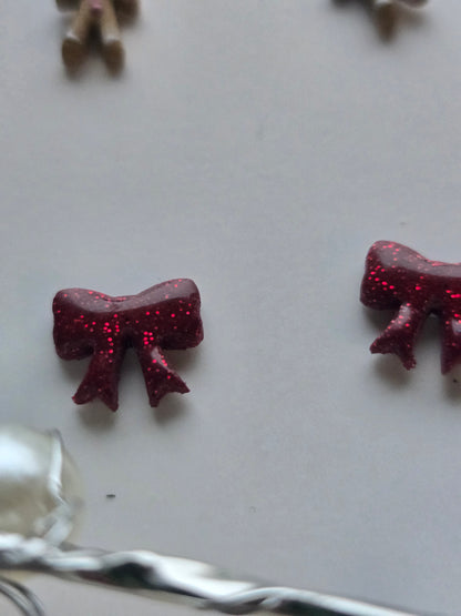 Gingerbread/bow stud pack
