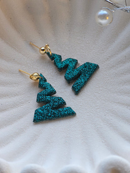 Zigzag tree dangles|can be switched for silver