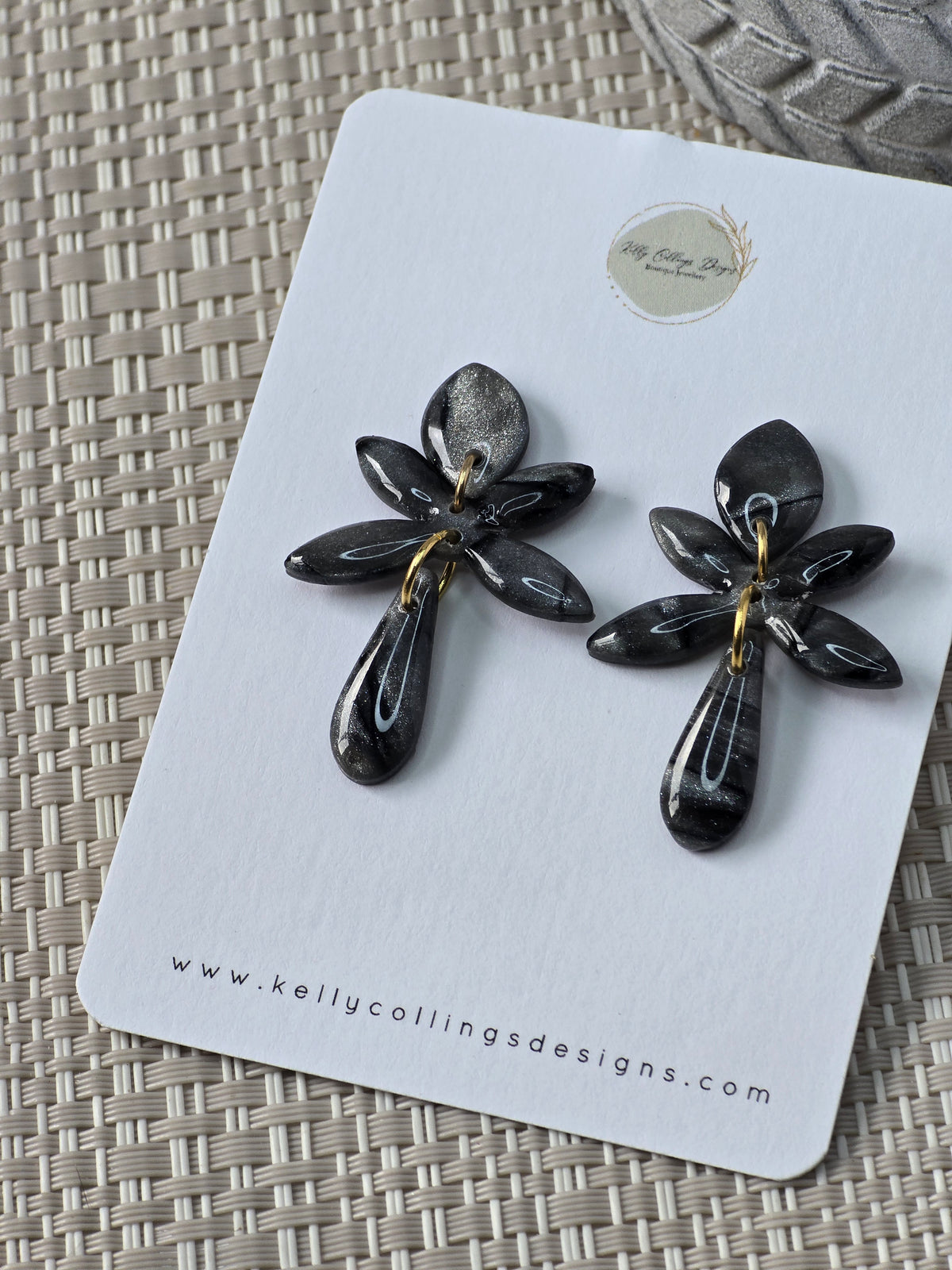 Valerie-marble | can be switched for silver