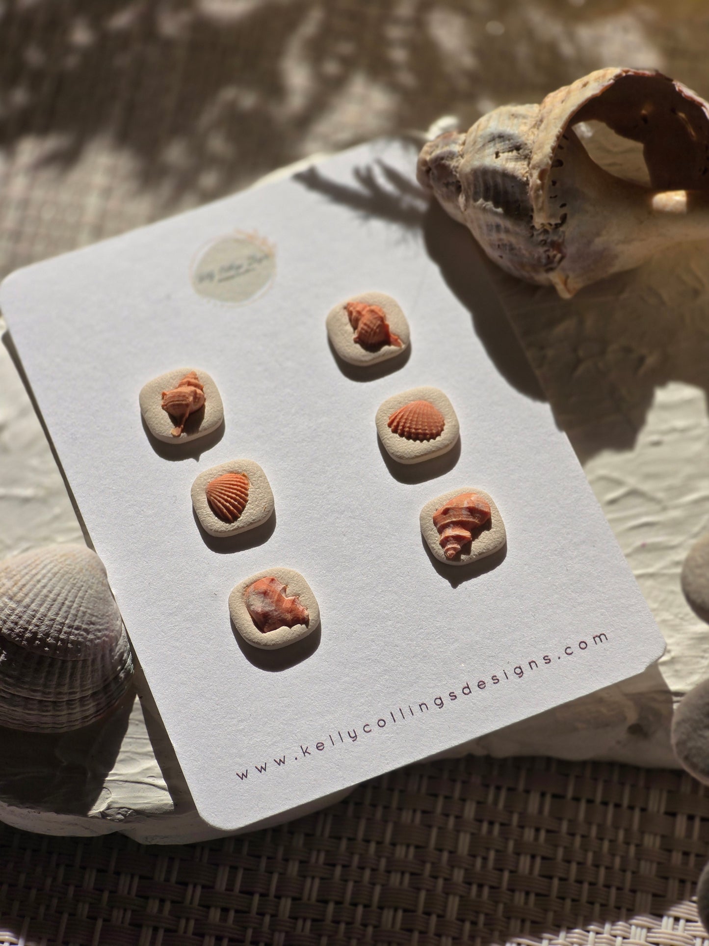 Shell stud pack