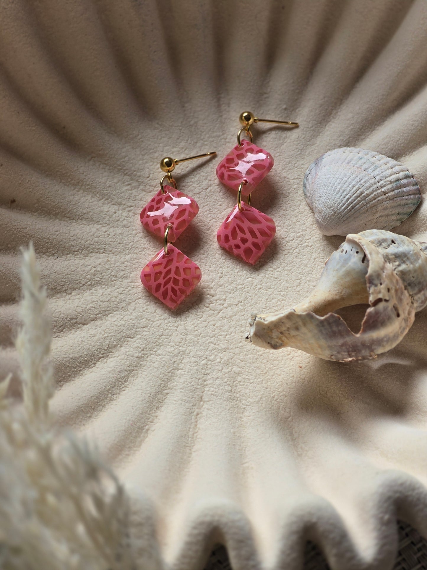 Talulah midi pink coral| can be switched for silver/fish hook