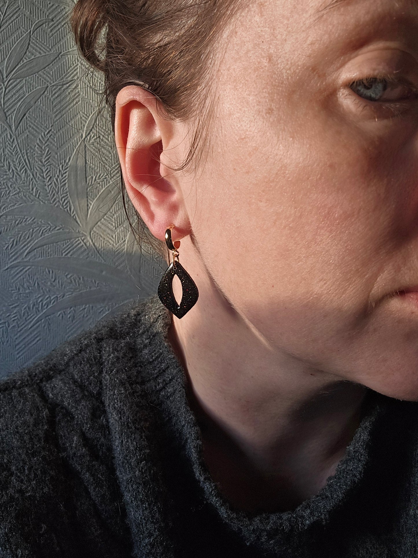 Black glitter huggies|can be switched for silver