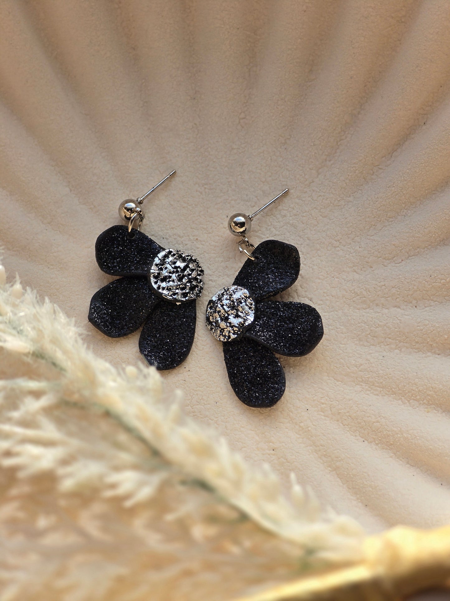 Glitter flower dangles| can be switched for fish hook