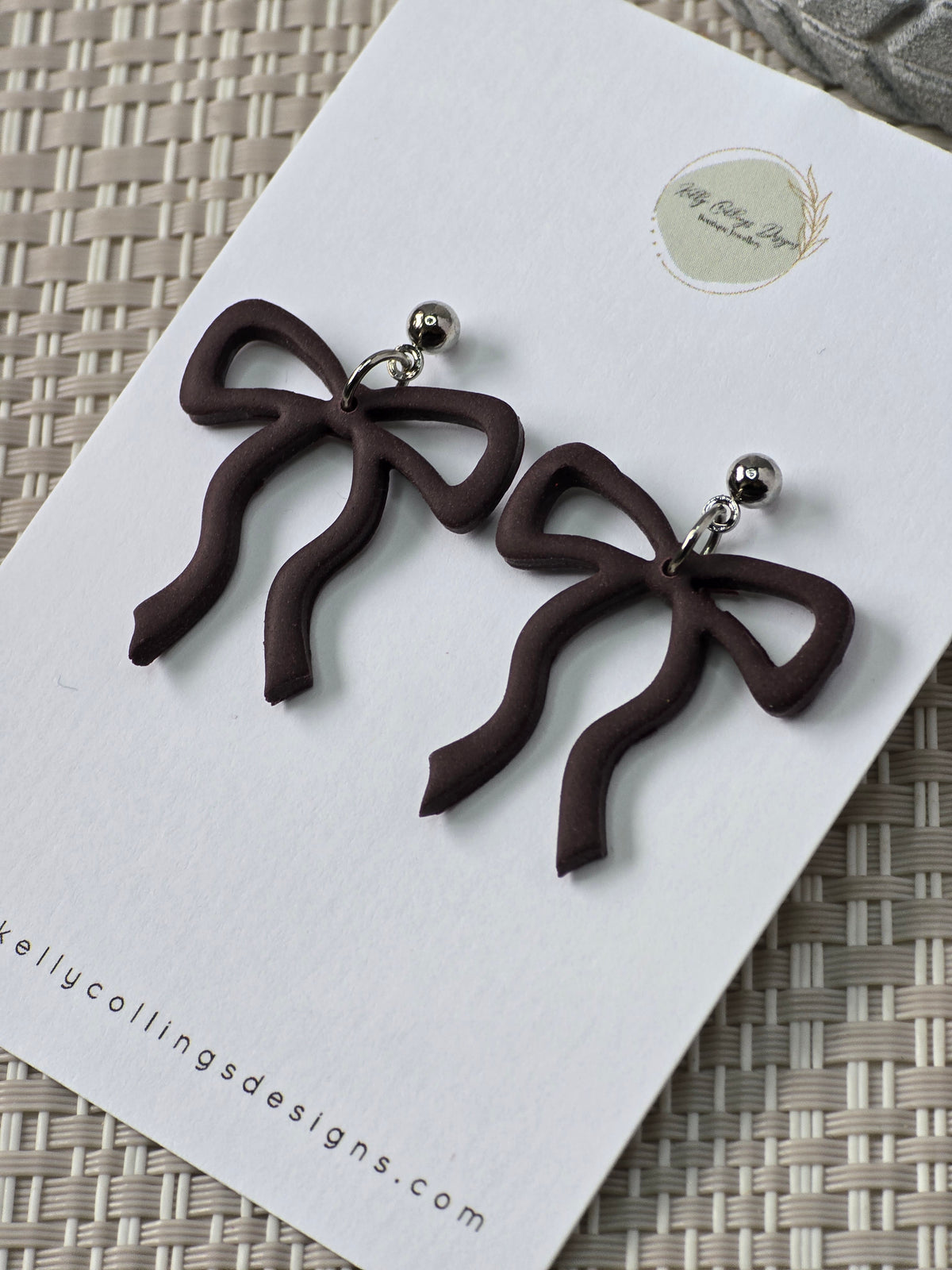 Bow dangles-mocha
