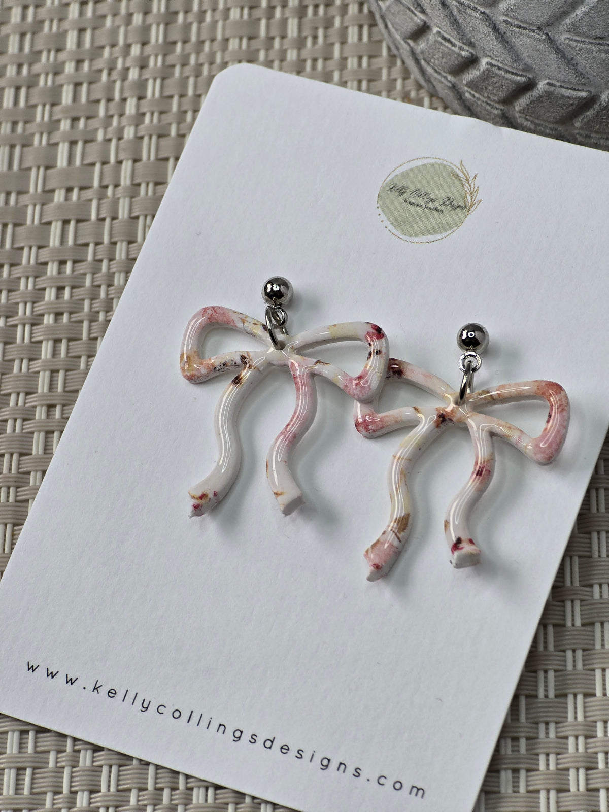 Bow dangles-floral